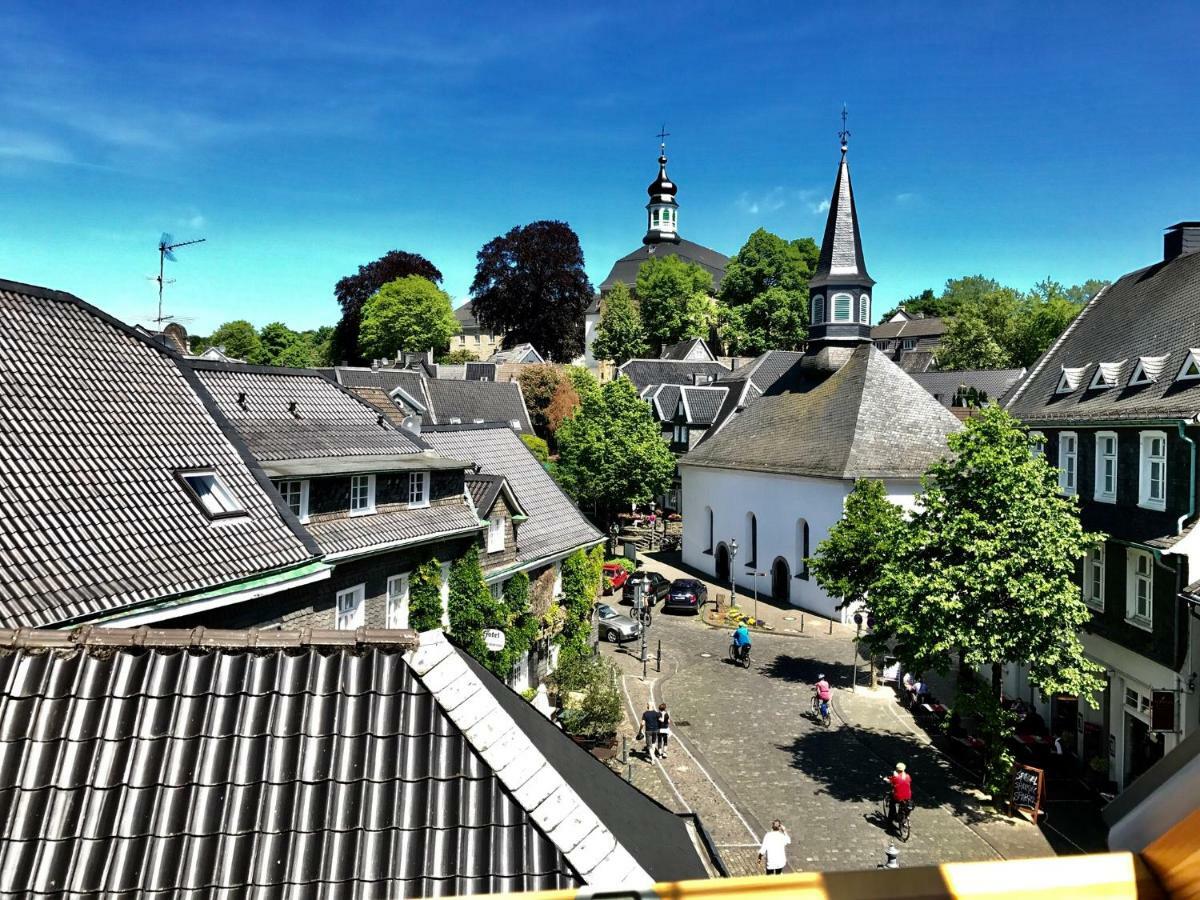 Townhouse Solingen Bagian luar foto
