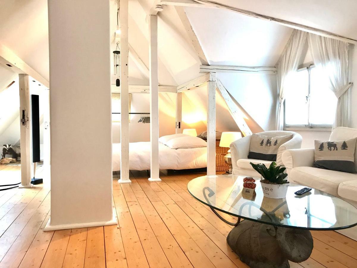 Townhouse Solingen Bagian luar foto